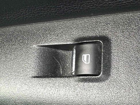 Used 2019 Ford Mustang Premium image 30