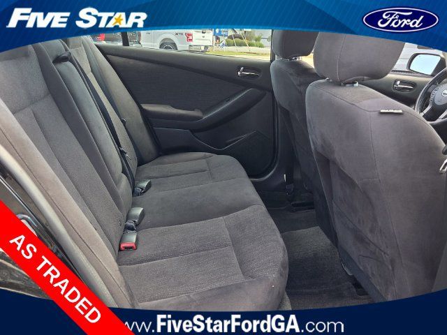 Used 2012 Nissan Altima 3.5 SR FWD image 14