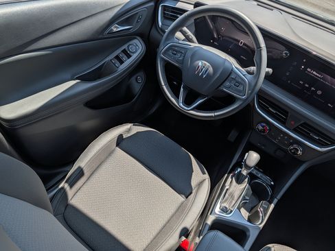 Used 2024 Buick Encore GX Preferred w/ Advanced Technology Package AWD/4WD image 9