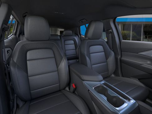 New 2025 Chevrolet Equinox EV LT w/ Convenience Package AWD/4WD image 16