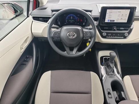 Used 2026 Toyota Corolla LE FWD image 16