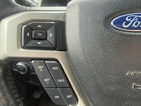 Used 2017 Ford F350 Lariat w/ Lariat Value Package AWD/4WD image 34