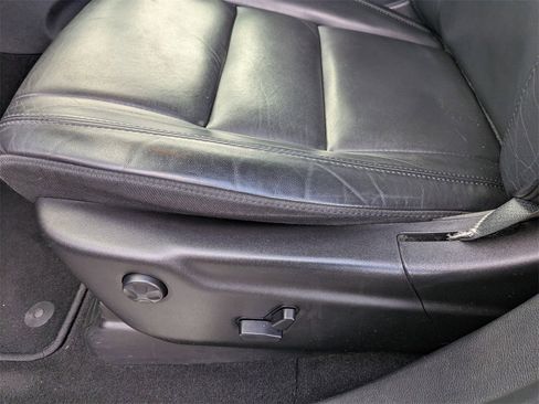 Used 2019 Jeep Grand Cherokee Limited image 14
