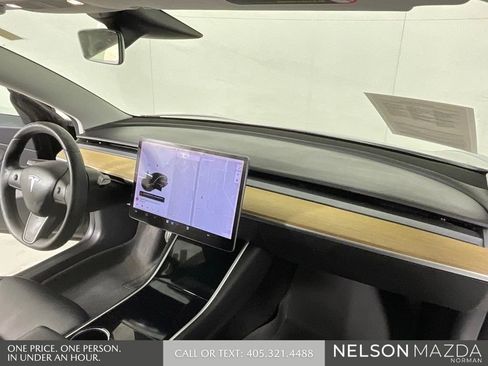 Used 2019 Tesla Model 3 Standard Range Plus RWD image 30