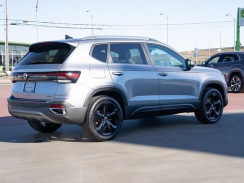 New 2026 Volkswagen Taos SEL AWD/4WD image 6