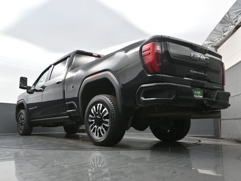 Used 2024 GMC Sierra 2500 Denali Ultimate AWD/4WD image 32