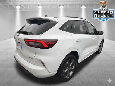 Used 2023 Ford Escape ST-Line w/ Tech Pack #1 AWD/4WD image 7
