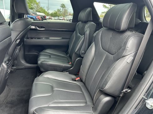 Used 2024 Hyundai Palisade Calligraphy image 18