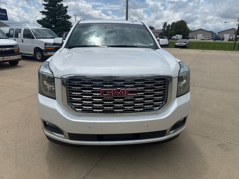Used 2018 GMC Yukon Denali w/ Denali Ultimate Package AWD/4WD image 8