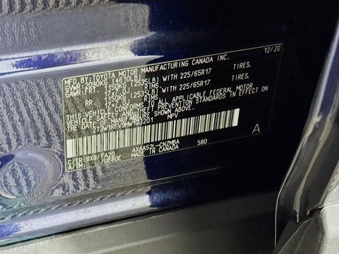 Used 2021 Toyota RAV4 XLE image 31