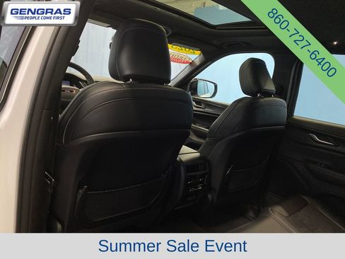 Used 2023 Jeep Grand Cherokee Altitude AWD/4WD image 29