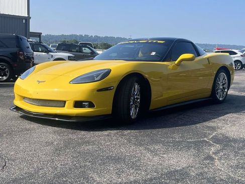 Used 2008 Chevrolet Corvette Coupe w/ Preferred Equipment Group RWD image 8