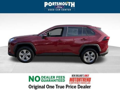 Used 2023 Toyota RAV4 XLE image 2