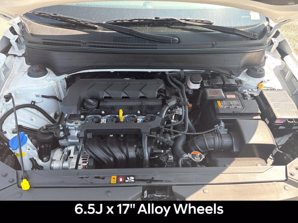 Used 2026 Hyundai Venue SEL FWD image 27