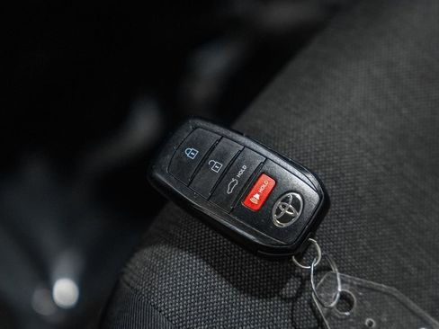 Used 2025 Toyota Camry LE image 42