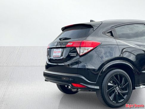Used 2022 Honda HR-V Sport image 11
