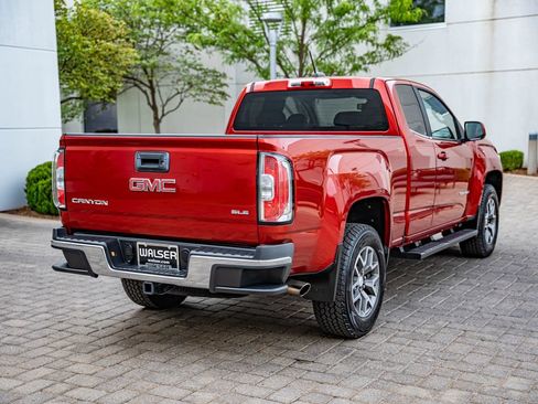 Used 2015 GMC Canyon SLE RWD image 5