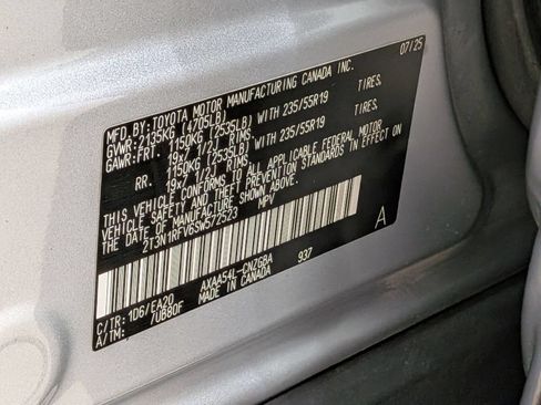 Used 2025 Toyota RAV4 Limited w/ Weather Package AWD/4WD image 36