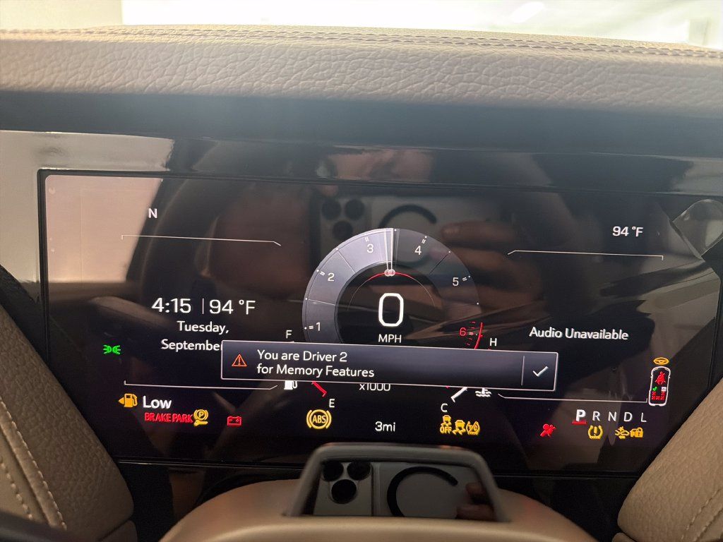 New 2026 GMC Yukon Denali w/ Denali Reserve Package RWD image 17