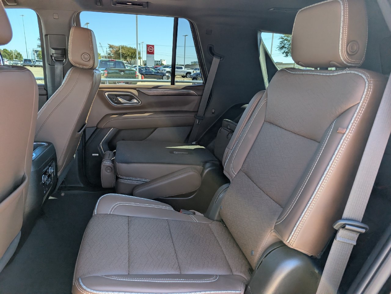 Used 2023 Chevrolet Tahoe High Country AWD/4WD image 26