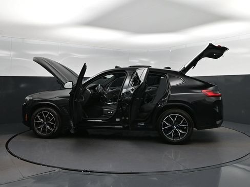 Certified 2023 BMW X4 xDrive30i w/ M Sport Package AWD/4WD image 46