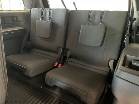 Used 2025 Toyota 4Runner SR5 AWD/4WD image 14