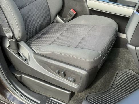 Used 2018 Chevrolet Silverado 1500 LT w/ All Star Edition image 17