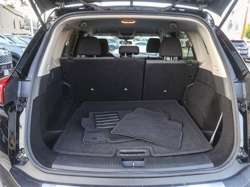 Used 2023 Nissan Rogue SV image 25