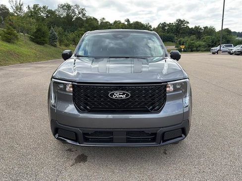 New 2025 Ford Maverick Lariat w/ Black Appearance Package image 7