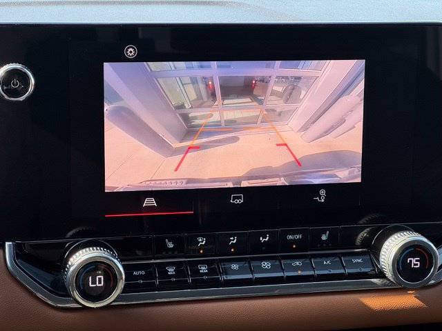 Certified 2024 GMC Canyon AT4 AWD/4WD image 4