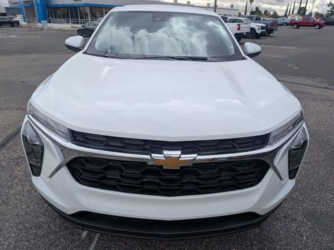 New 2026 Chevrolet Trax LS w/ LS Convenience Package image 8