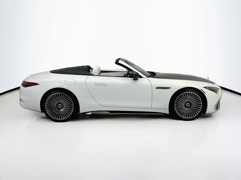 Used 2026 Mercedes-Benz Maybach SL 680 image 4