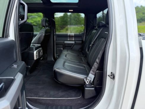 Used 2016 Ford F150 Platinum w/ Equipment Group 701A Luxury AWD/4WD image 15