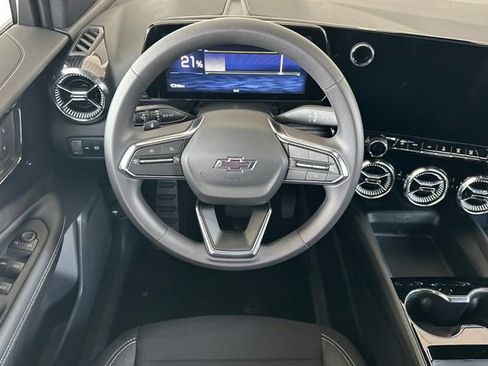 New 2026 Chevrolet Blazer EV LT w/ Midnight/Sport Edition FWD image 19