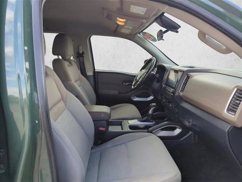Used 2023 Nissan Frontier SV w/ SV Convenience Package AWD/4WD image 17