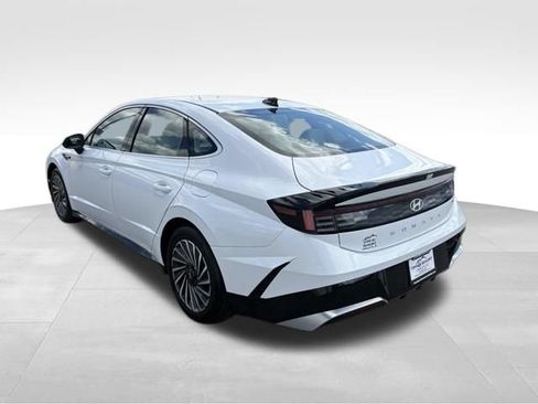 Used 2025 Hyundai Sonata SEL FWD image 11