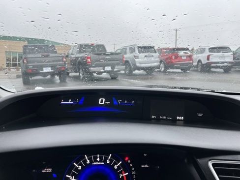 Used 2013 Honda Civic LX image 38