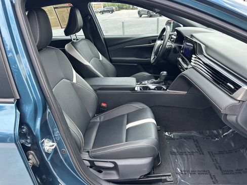 Certified 2025 Toyota Camry SE FWD image 33
