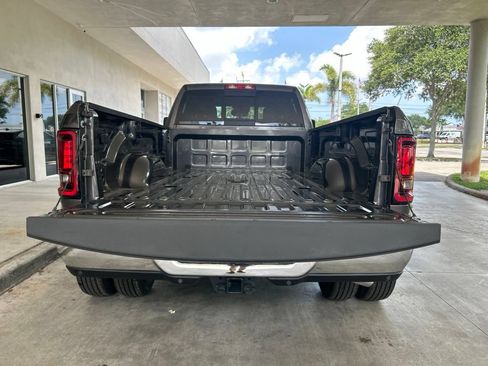 Used 2025 RAM 3500 Tradesman AWD/4WD image 34