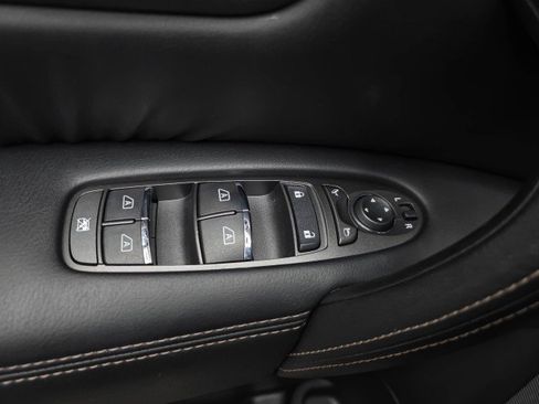 Used 2023 Nissan Armada Platinum AWD/4WD image 36