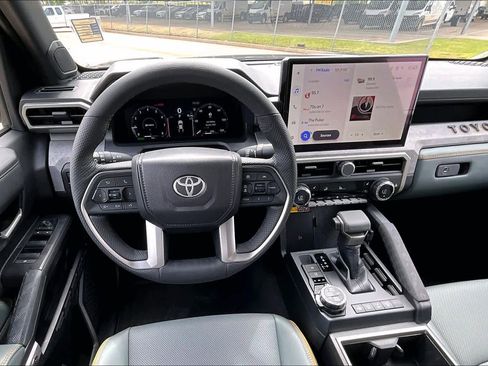 Used 2026 Toyota Tacoma 4x4 Double Cab Hybrid image 6