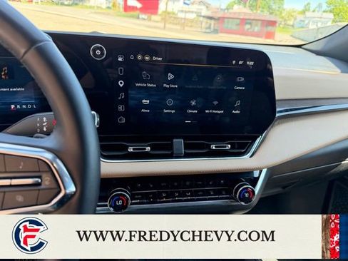 Used 2025 Chevrolet Equinox ACTIV w/ Safety and Technology Package FWD image 43