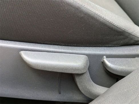 Used 2023 Nissan Kicks S image 21