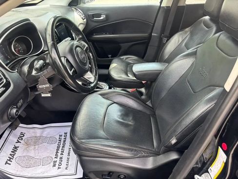 Used 2018 Jeep Compass Limited AWD/4WD image 10