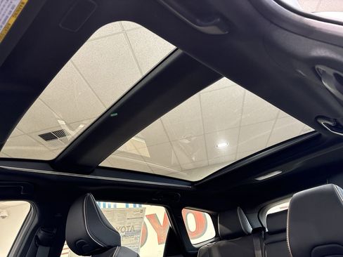 New 2025 Toyota Crown Signia image 23