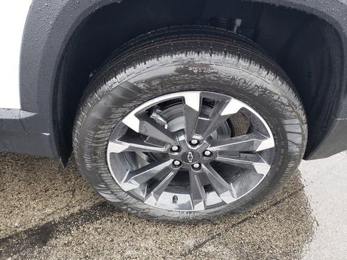 New 2026 Chevrolet Equinox RS w/ Convenience Package III image 12