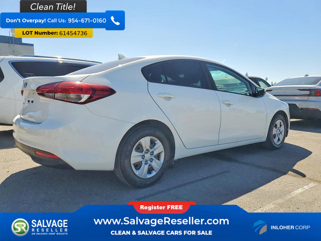 Used 2017 Kia Forte LX FWD image 4