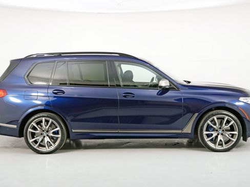 Used 2021 BMW X7 M50i w/ Dynamic Handling Package image 61