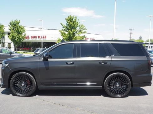Used 2023 Cadillac Escalade V AWD/4WD image 4
