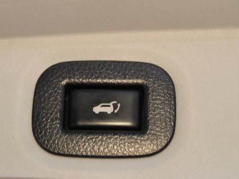 Used 2015 Nissan Rogue SL AWD/4WD image 17
